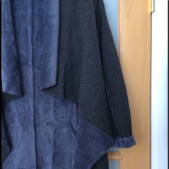 She+Sky” Warm Coat/Cardigan - Picture 3 of 3